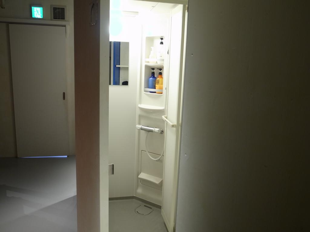 Kawaramachi Domitory Hotell Takamatsu Exteriör bild