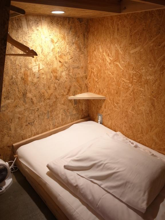 Kawaramachi Domitory Hotell Takamatsu Exteriör bild